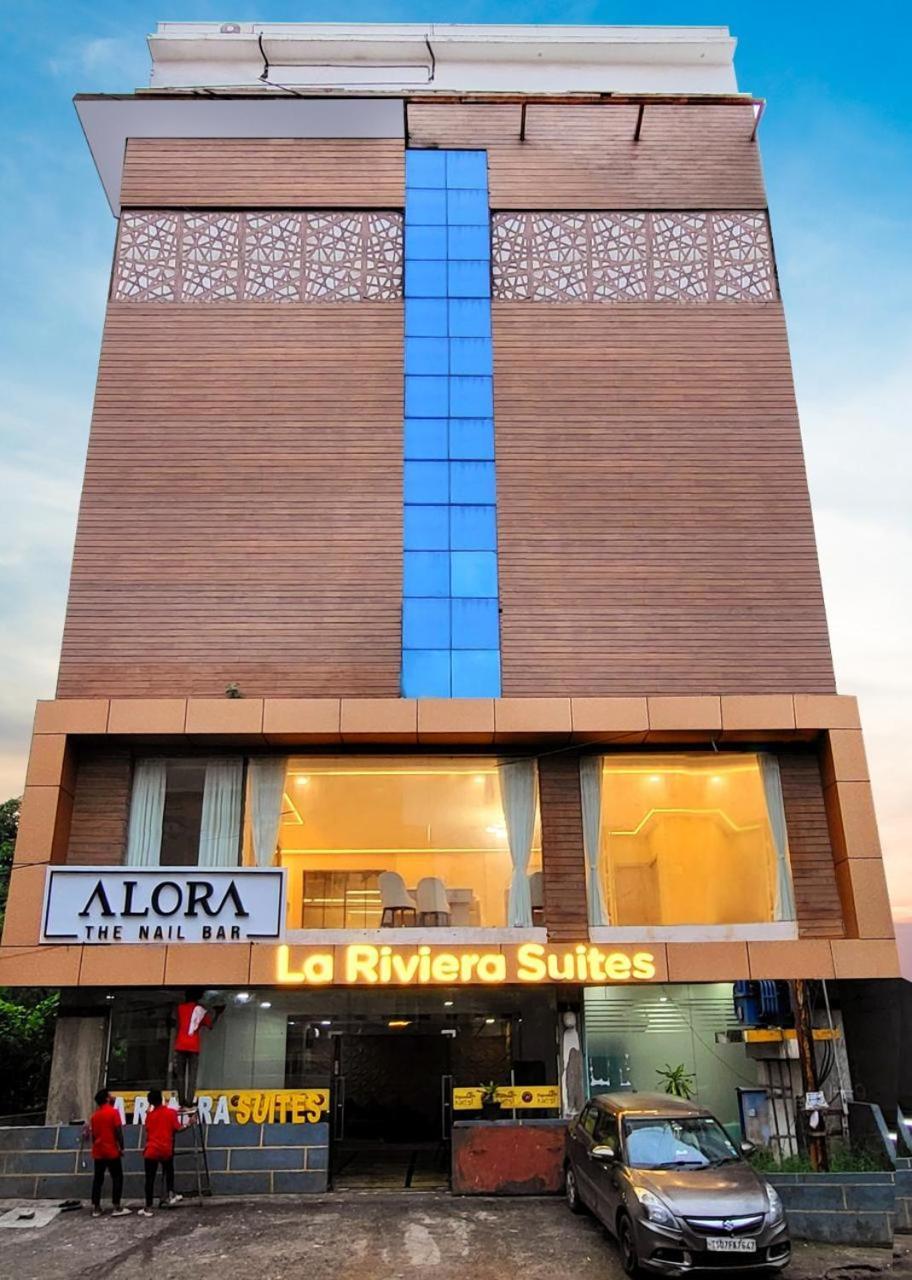La Riviera Suites Haiderabad Buitenkant foto