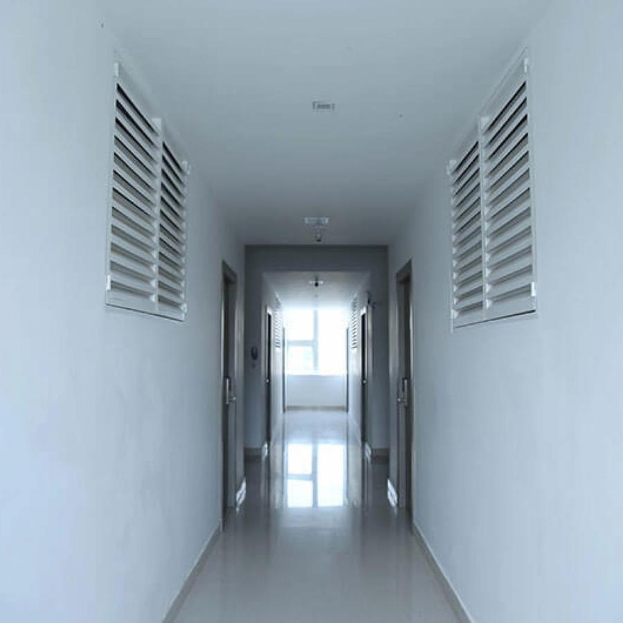 La Riviera Suites Haiderabad Buitenkant foto