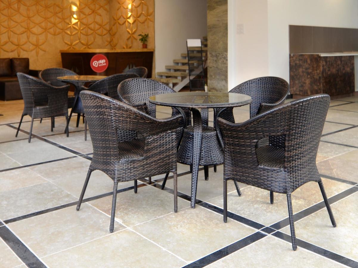La Riviera Suites Haiderabad Buitenkant foto